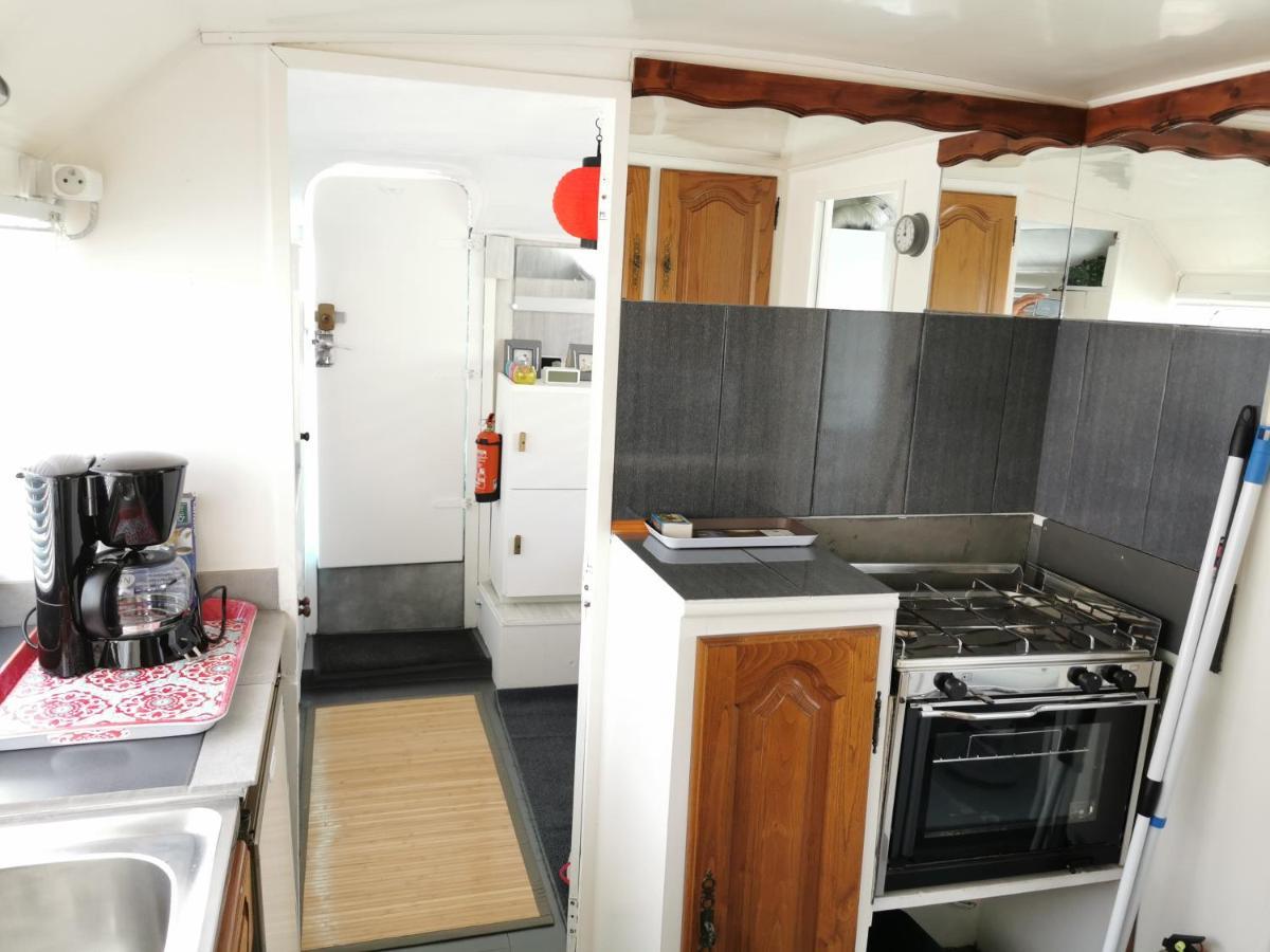 Hotel Bateau Entier 35M2 Avec Terrasse Beaucaire  Exterior foto