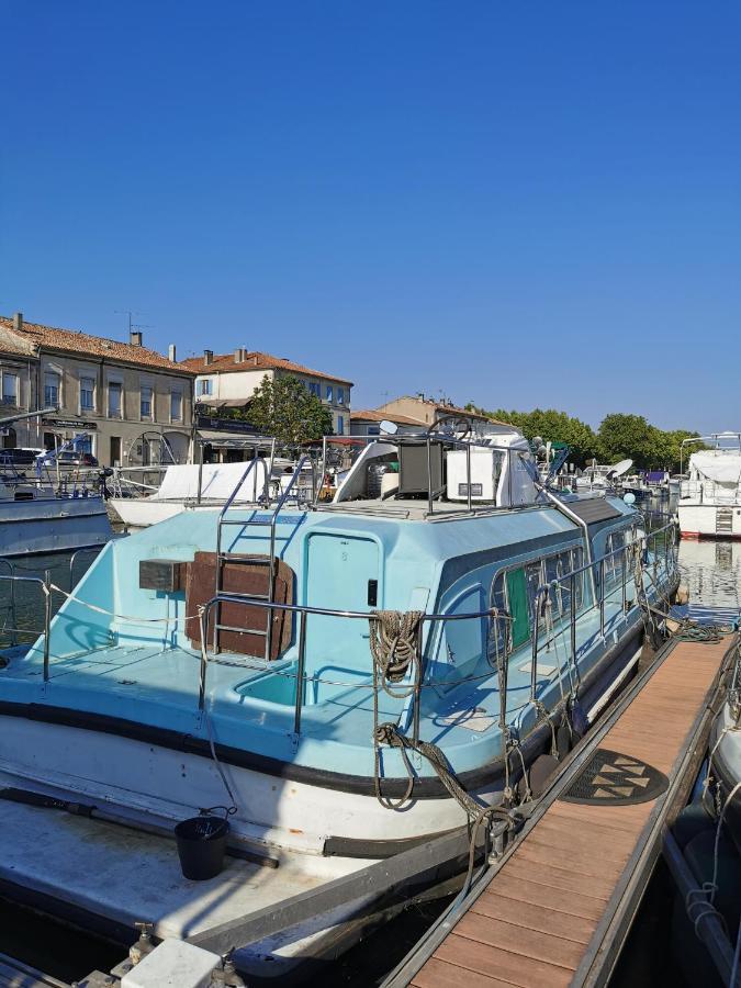 Hotel Bateau Entier 35M2 Avec Terrasse Beaucaire  Exterior foto